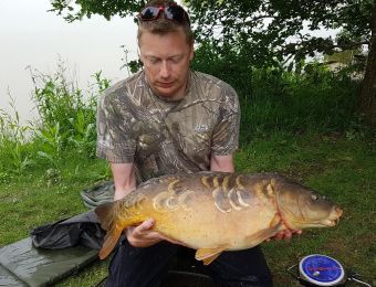 What's being caught here - 21lb mirror caught by Richard Millinson on the 6th June