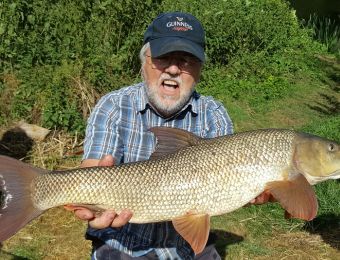 What's being caught here - A  9lb 8oz barbel caught by Keith Kite, on banded pellet Saturday 1st July 2017.